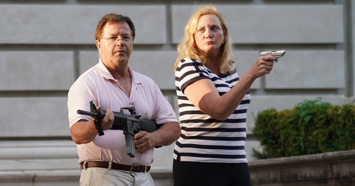 these white people with guns are stupid racist idiots